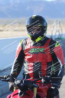 media/Dec-01-2025-Moto Forza (Mon) [[2daa91e15f]]/4-Around the Pits/